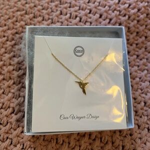 Dainty hummingbird necklace